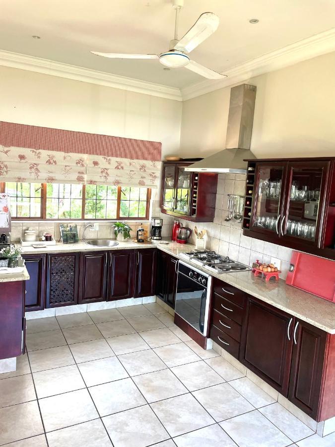Porterfield Guest House, Champagne Valley 外观 照片