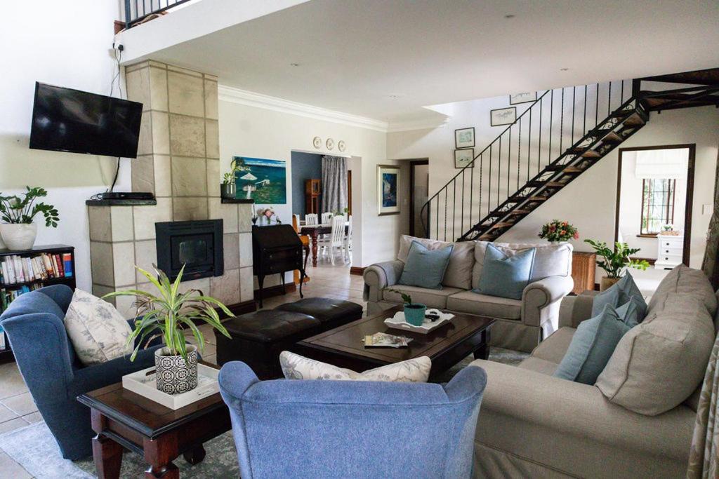Porterfield Guest House, Champagne Valley 外观 照片